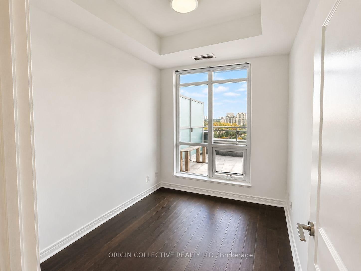 2756 Old Leslie Street, Unit 1016 thumbnail 3