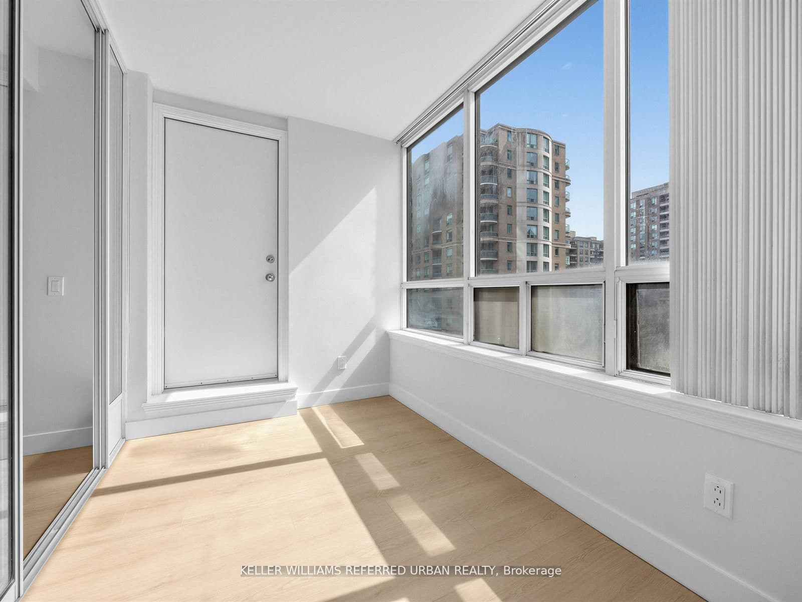 7 Bishop Avenue, Unit 501 thumbnail 17