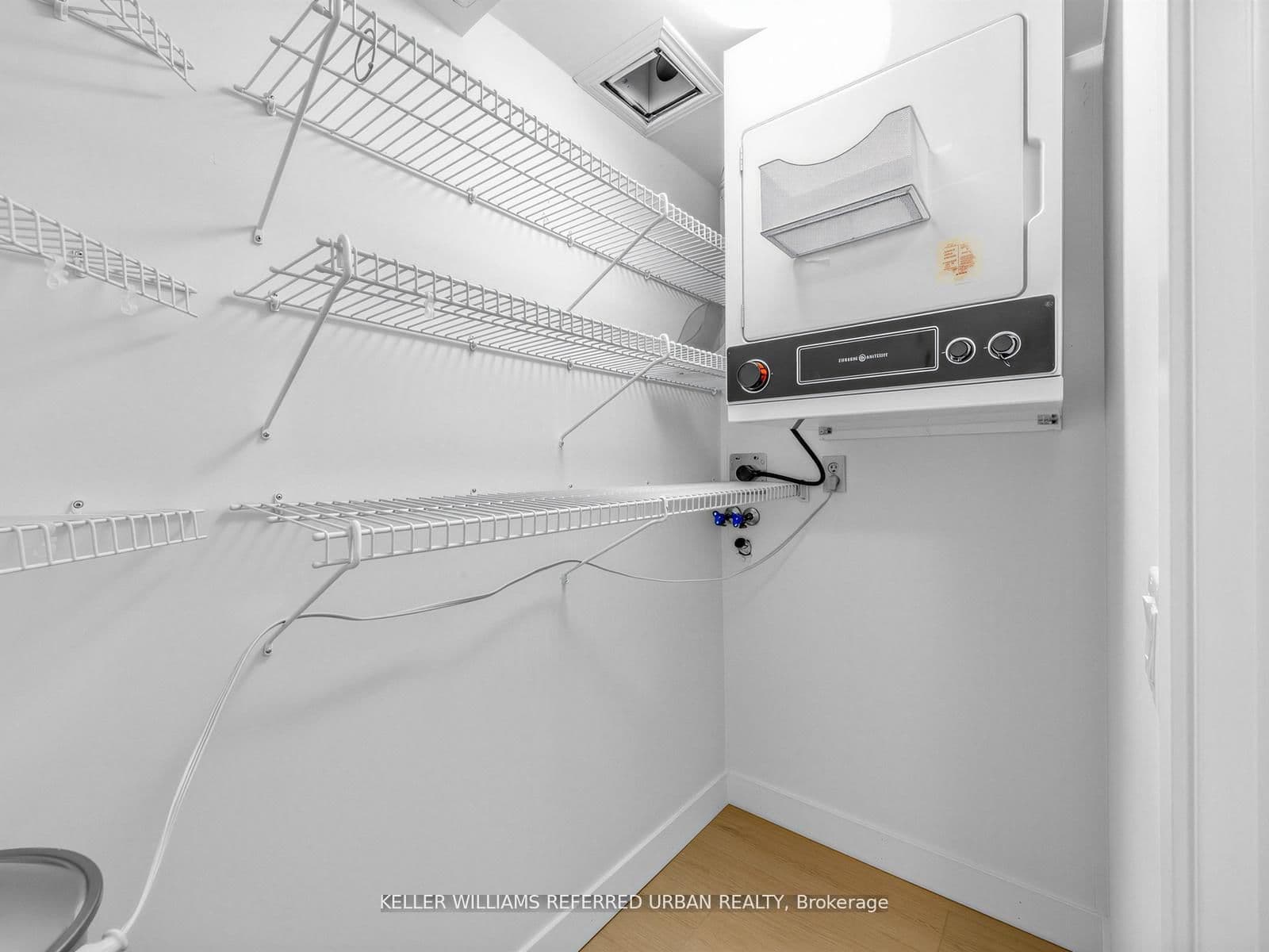 7 Bishop Avenue, Unit 501 thumbnail 19