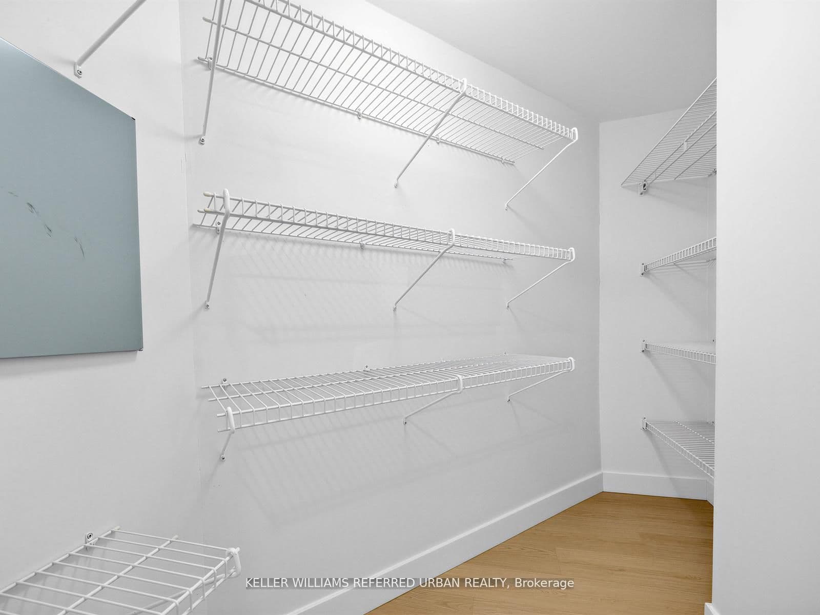 7 Bishop Avenue, Unit 501 thumbnail 20