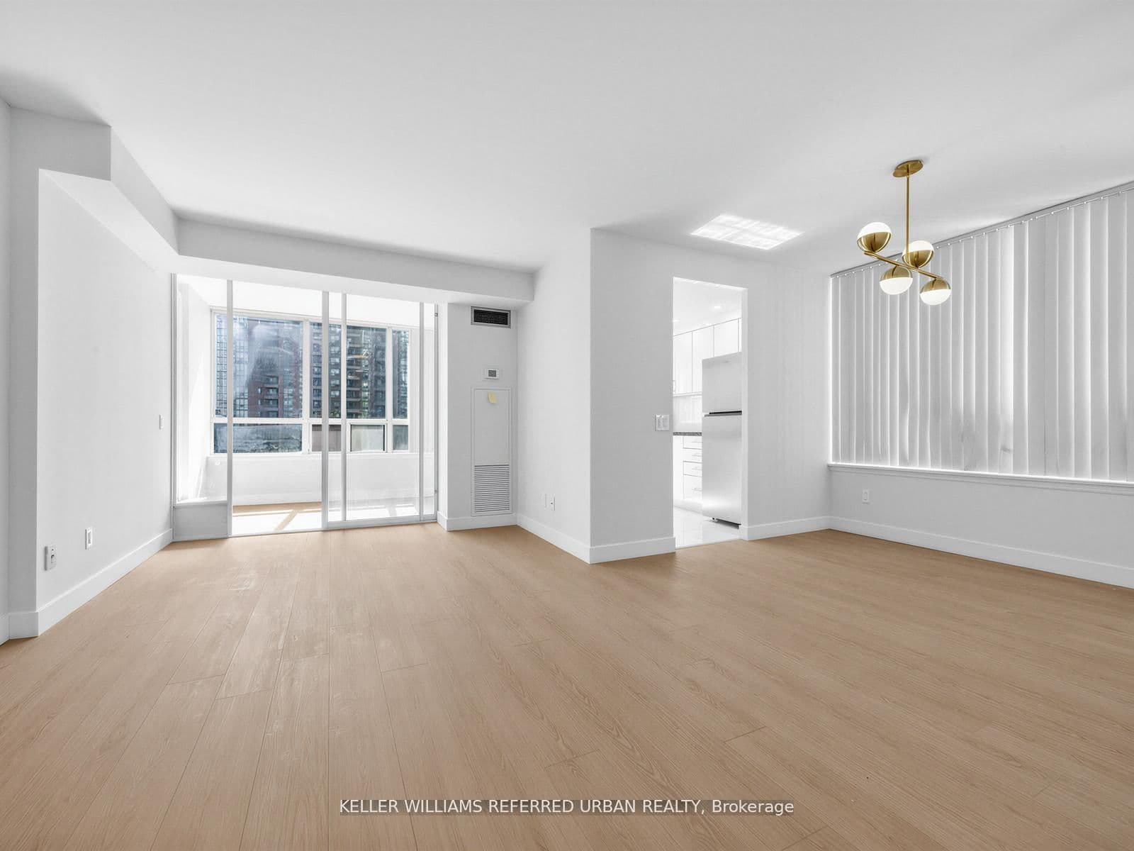 7 Bishop Avenue, Unit 501 thumbnail 5