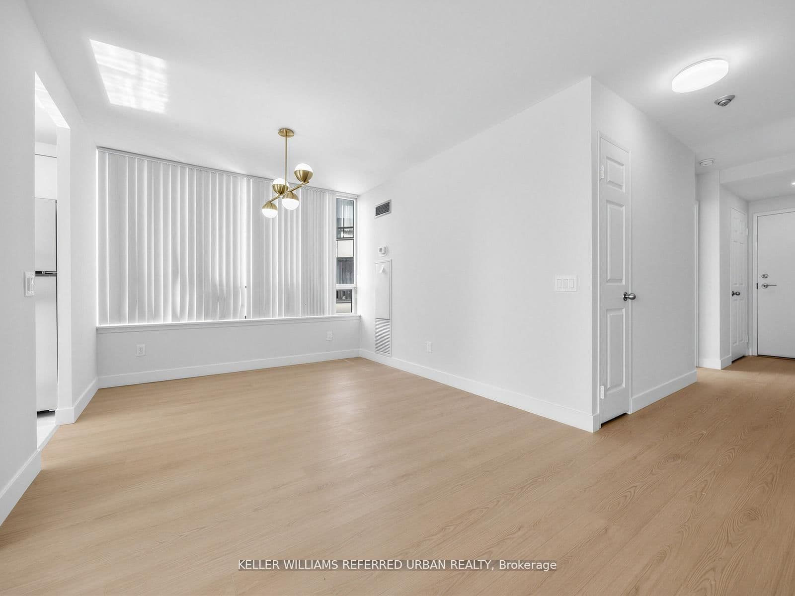 7 Bishop Avenue, Unit 501 thumbnail 9