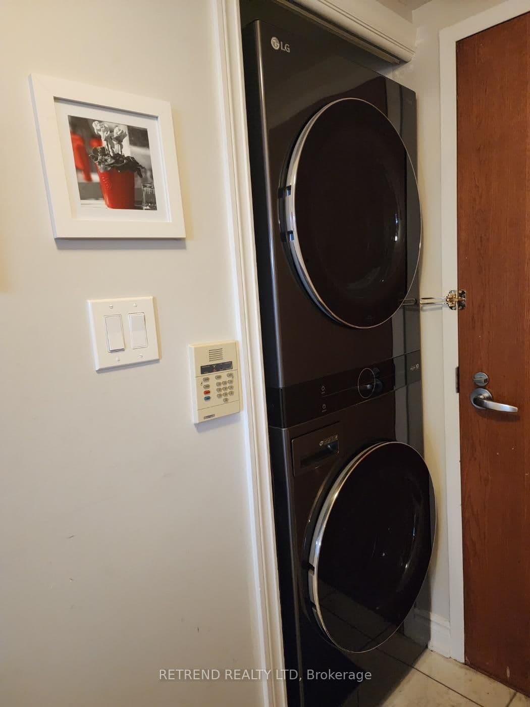 23 Lorraine Dr Drive, Unit 312 thumbnail 12