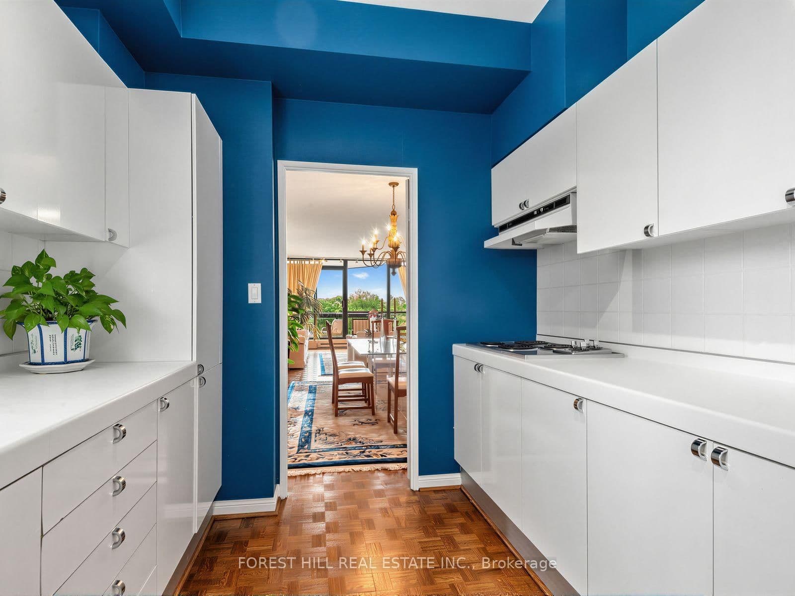 407 Walmer Road, Unit 501 thumbnail 13