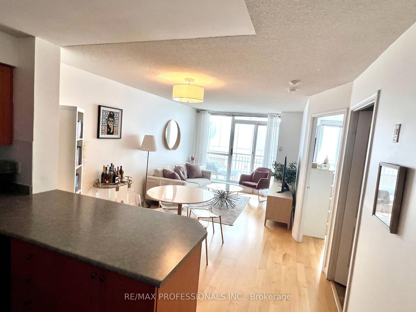 18 Stafford Street, Unit 607 thumbnail 14