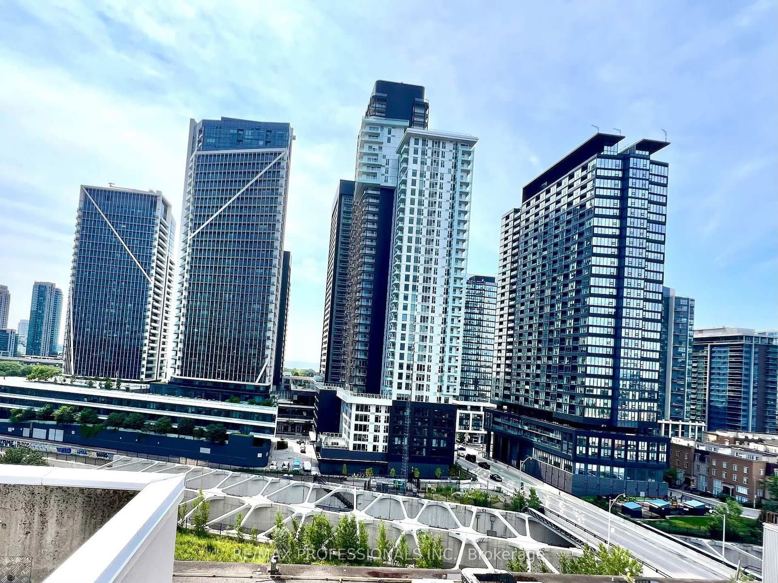 18 Stafford Street, Unit 607 thumbnail 23
