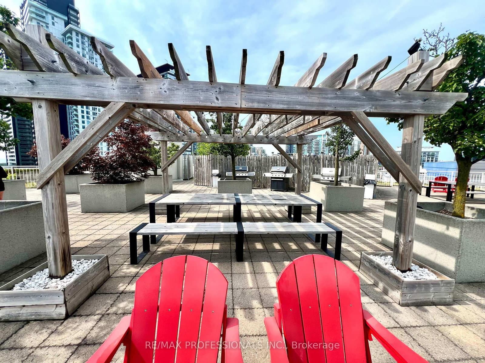 18 Stafford Street, Unit 607 thumbnail 22