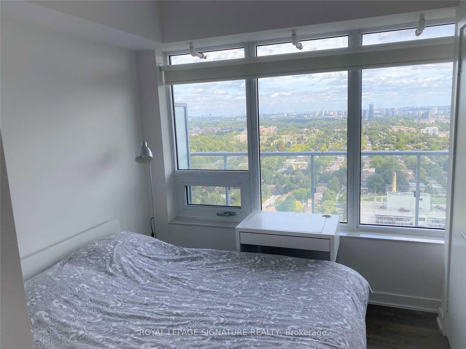 99 Broadway Avenue, Unit 3004 thumbnail 10