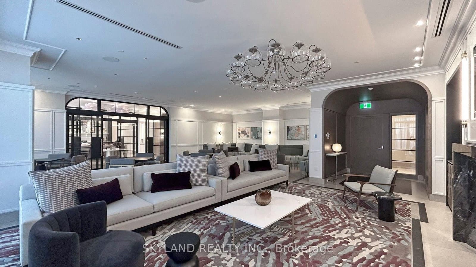 30 Inn On The Park Drive, Unit PH 09 thumbnail 43