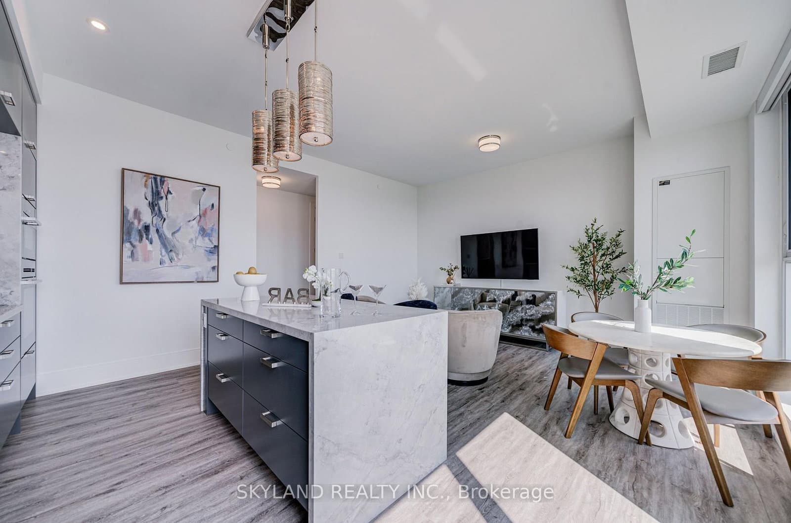 30 Inn On The Park Drive, Unit PH 09 thumbnail 9