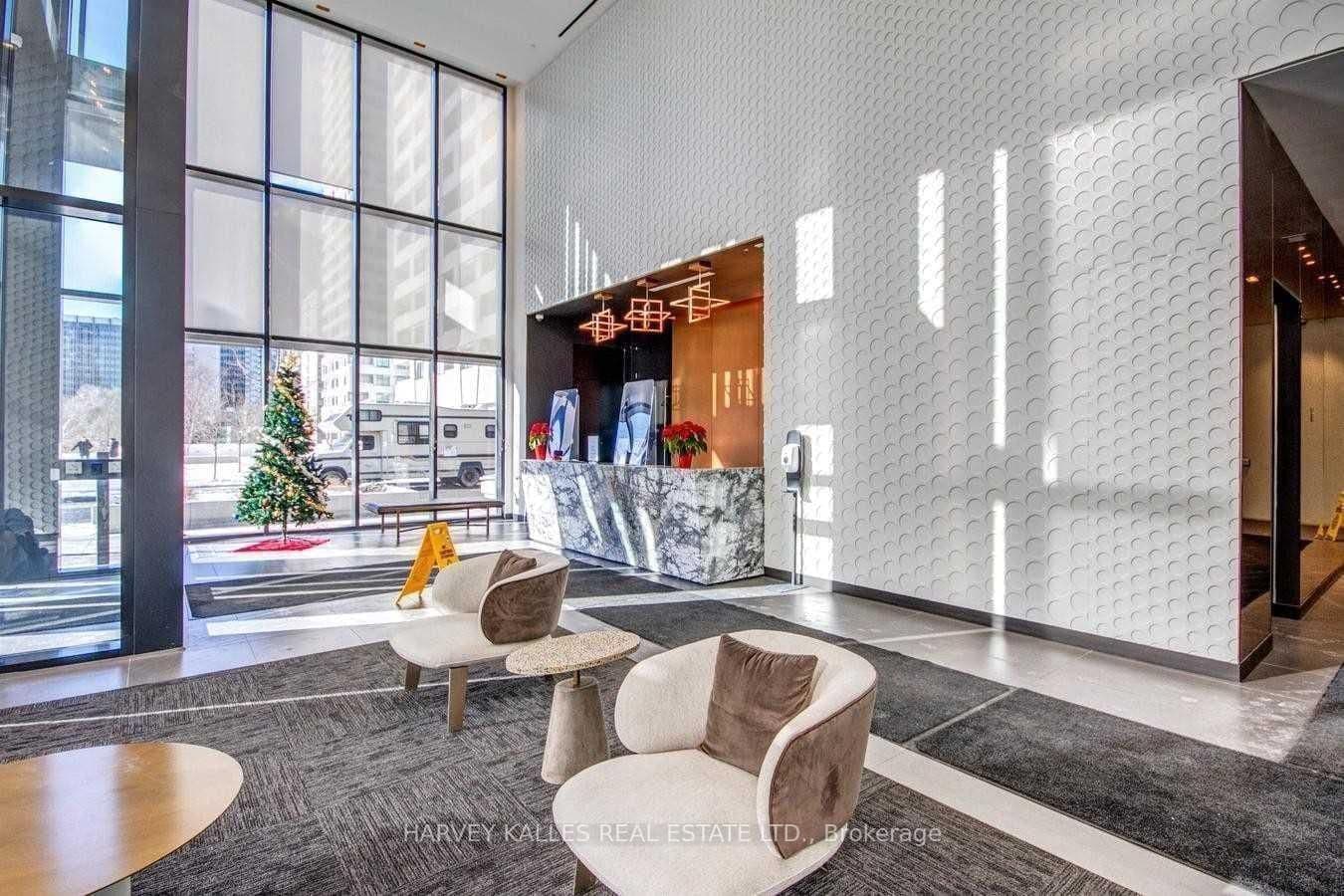 11 Lillian Street, Unit 1602 thumbnail 2