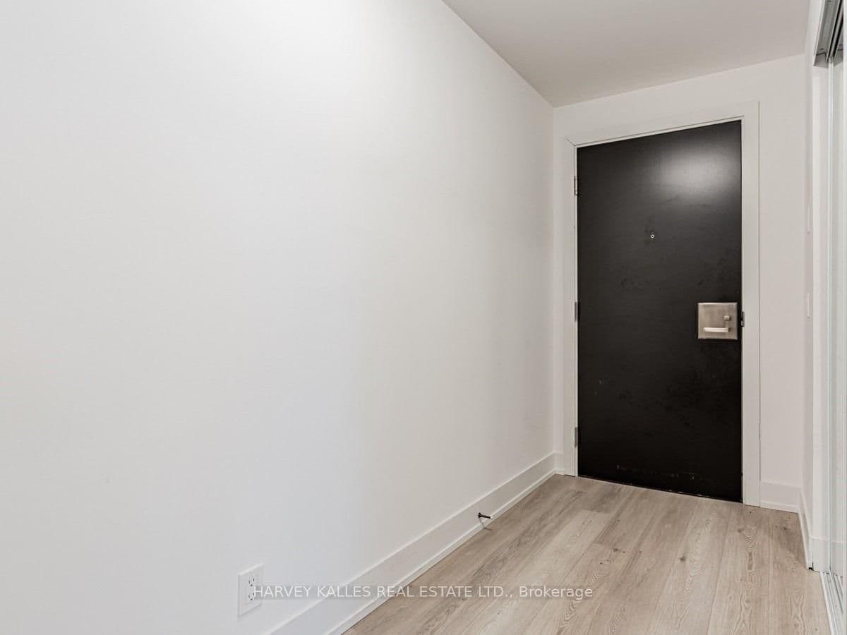 11 Lillian Street, Unit 1602 thumbnail 3
