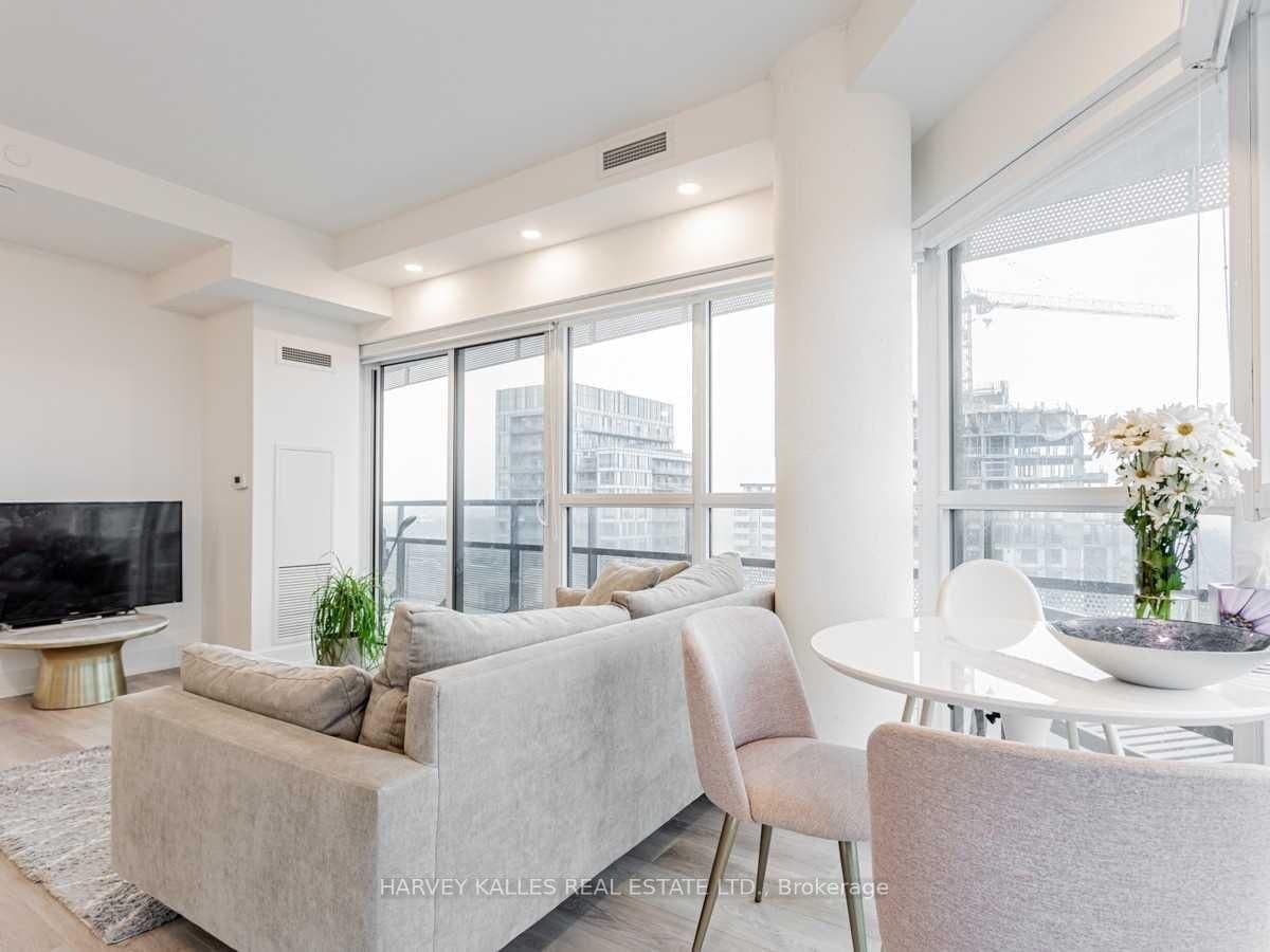 11 Lillian Street, Unit 1602 thumbnail 8