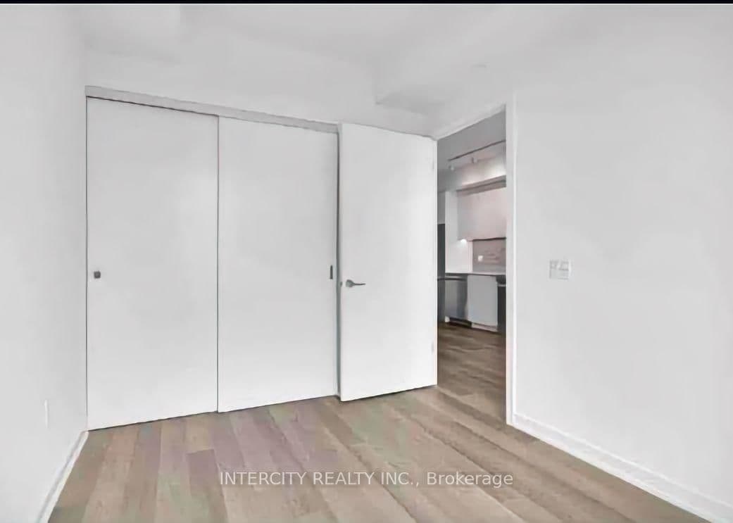 48 Power Street, Unit 1910 thumbnail 6