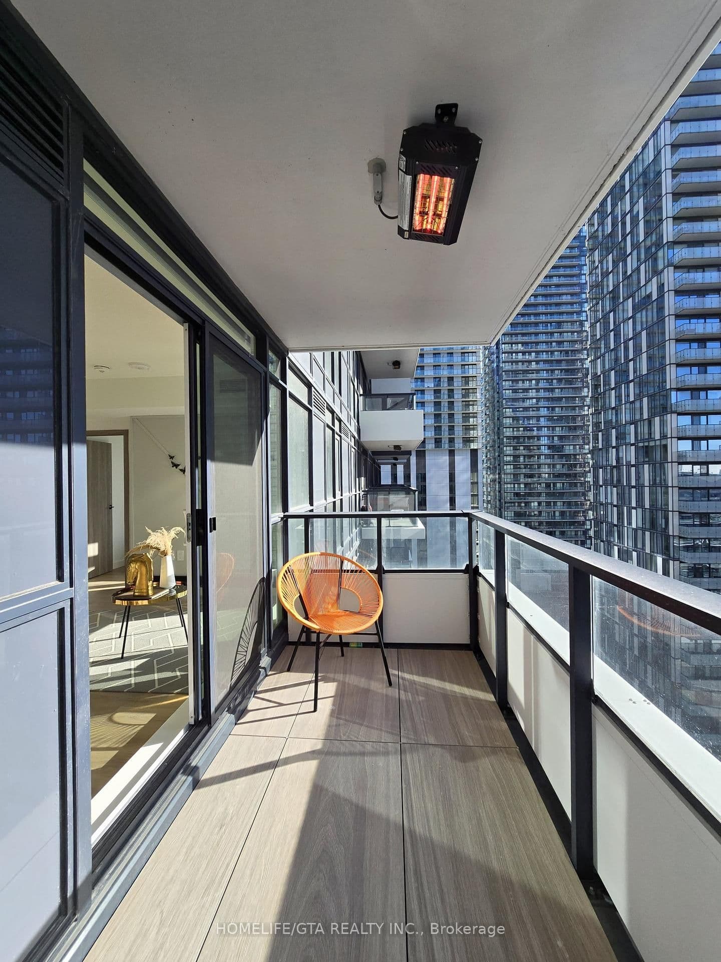 38 Widmer Street, Unit 2710 thumbnail 14