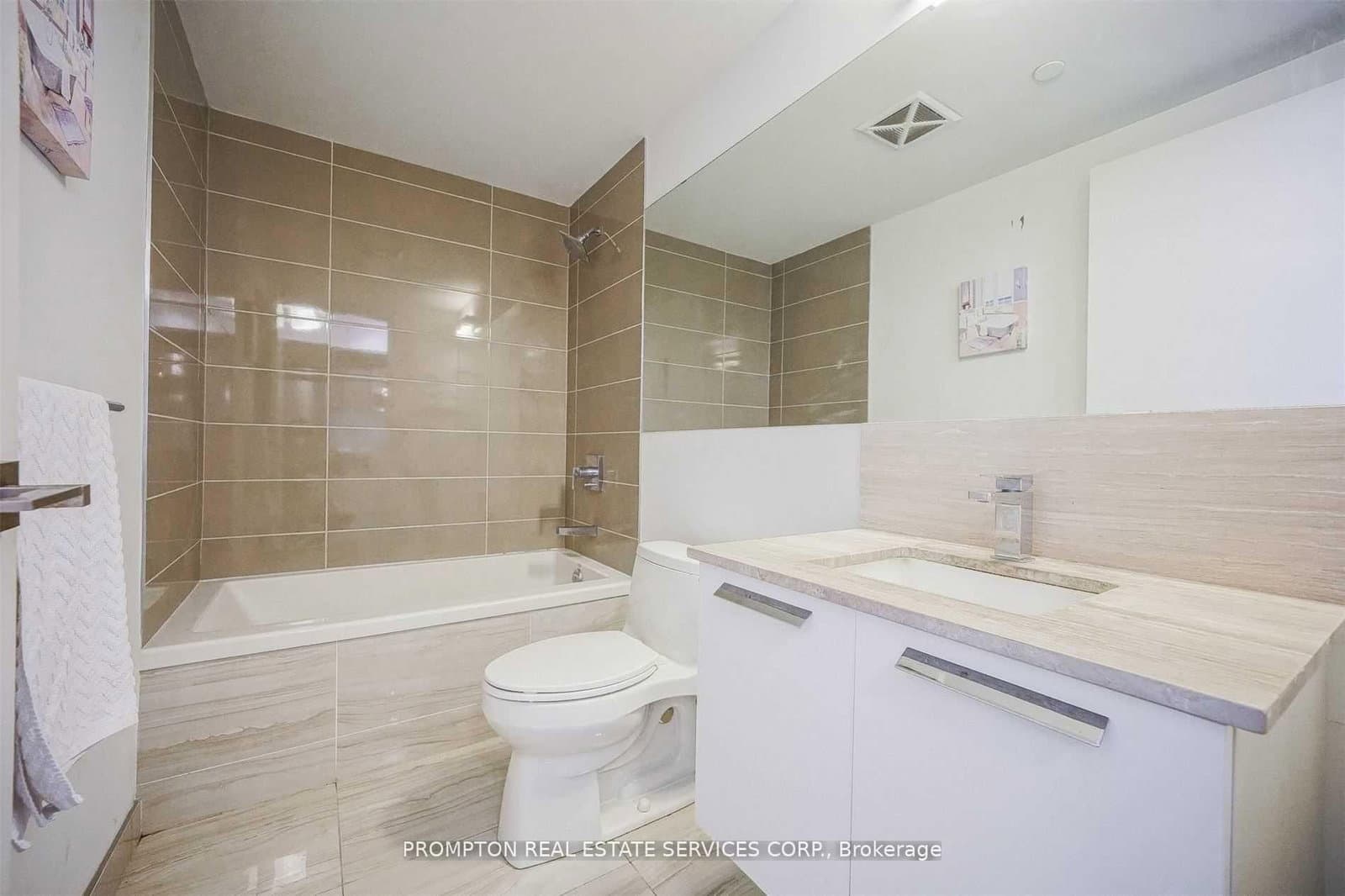 28 wellesley Street E, Unit 1805 thumbnail 17