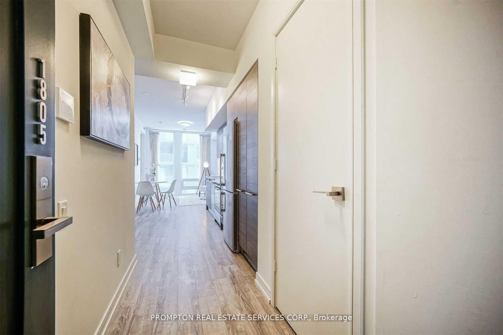 28 wellesley Street E, Unit 1805 thumbnail 2