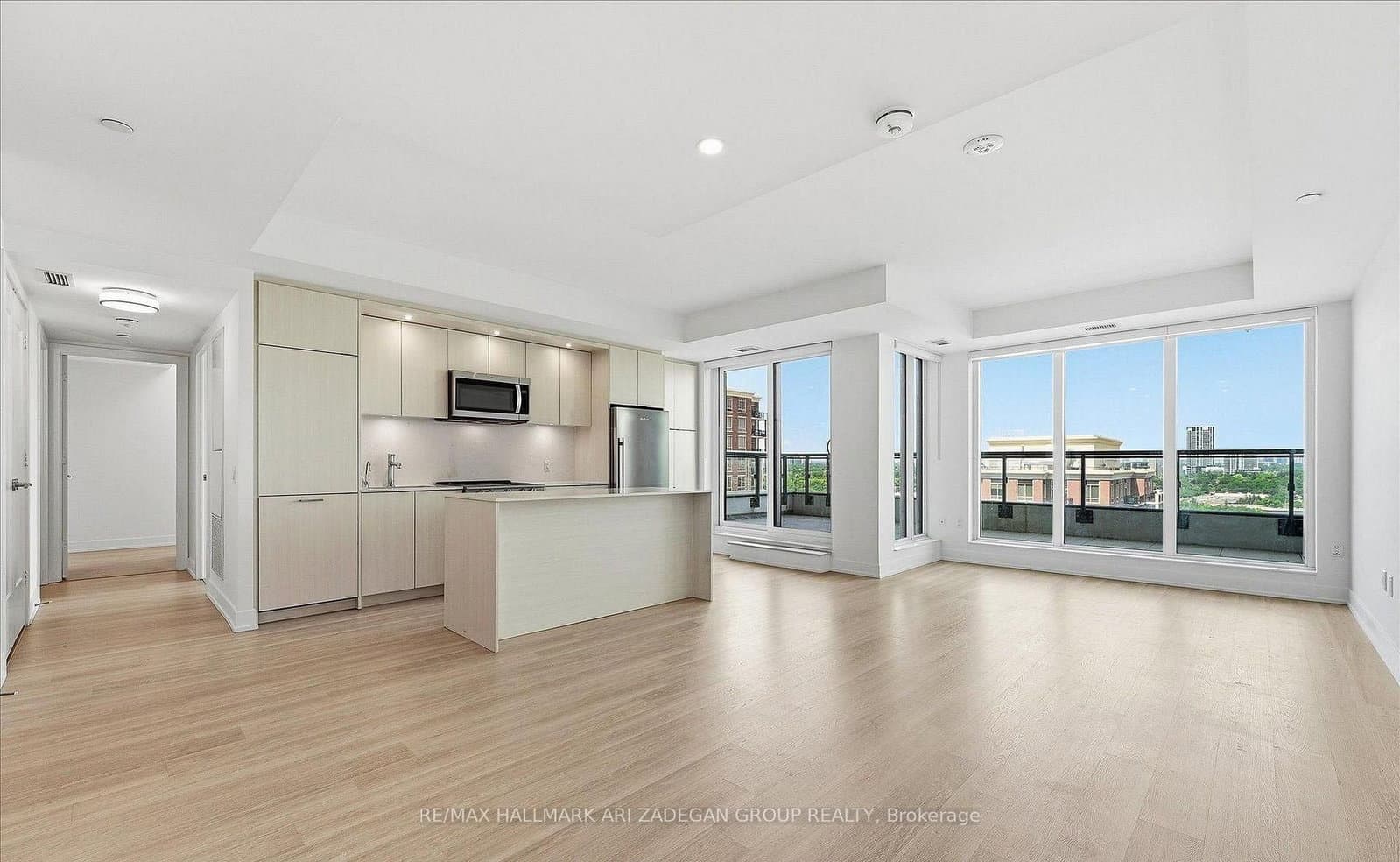 20 Inn On The Park Drive, Unit 1739 thumbnail 4