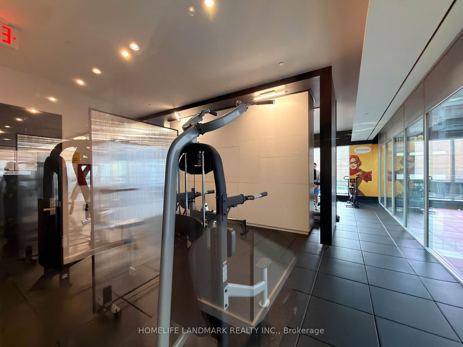 125 Peter Street, Unit 1512 thumbnail 15