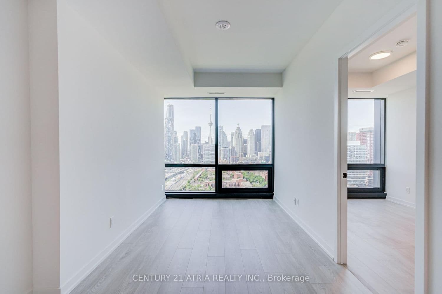 35 Parliament Street, Unit 3007 thumbnail 17