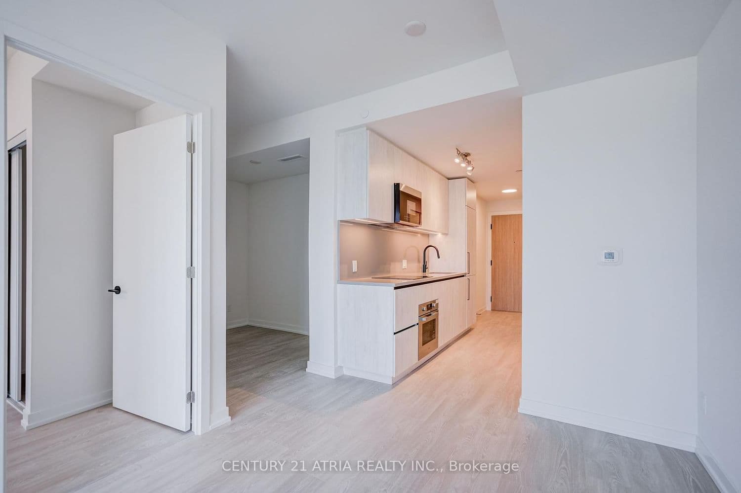 35 Parliament Street, Unit 3007 thumbnail 19