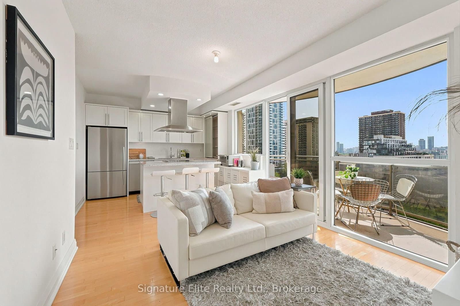 1430 Yonge Street, Unit 902 - Image 1
