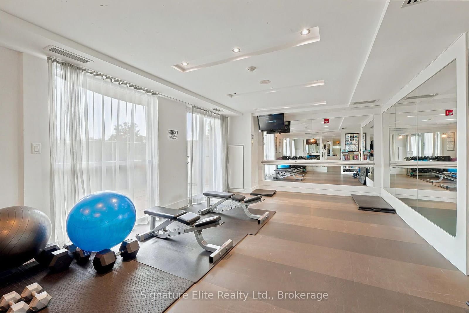 1430 Yonge Street, Unit 902 thumbnail 32