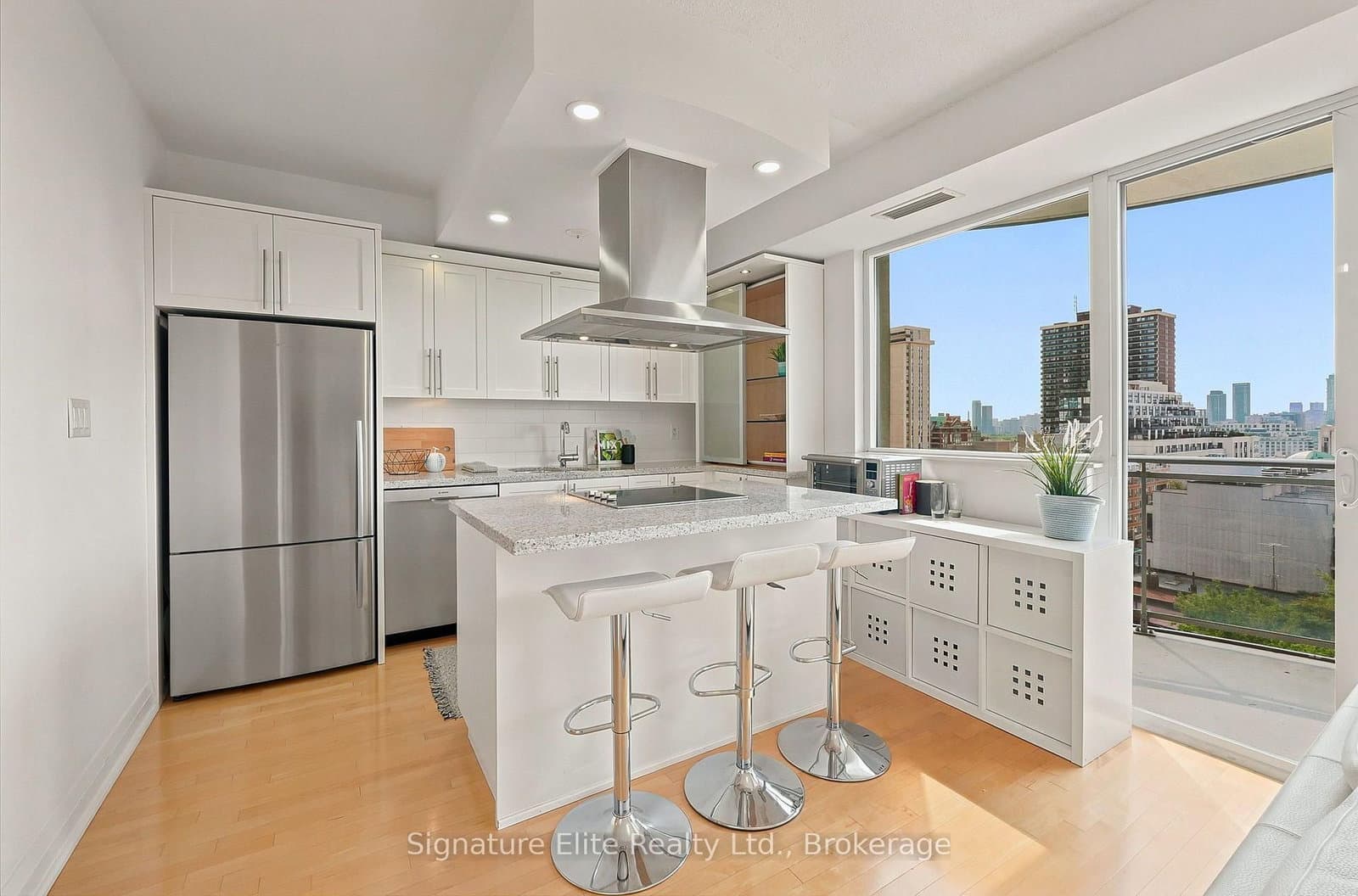 1430 Yonge Street, Unit 902 thumbnail 5
