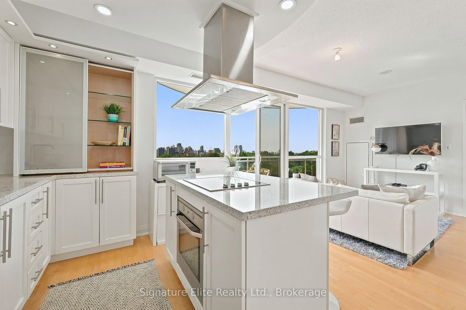 1430 Yonge Street, Unit 902 thumbnail 9