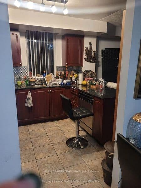 503 Beecroft Road, Unit 1810 thumbnail 8