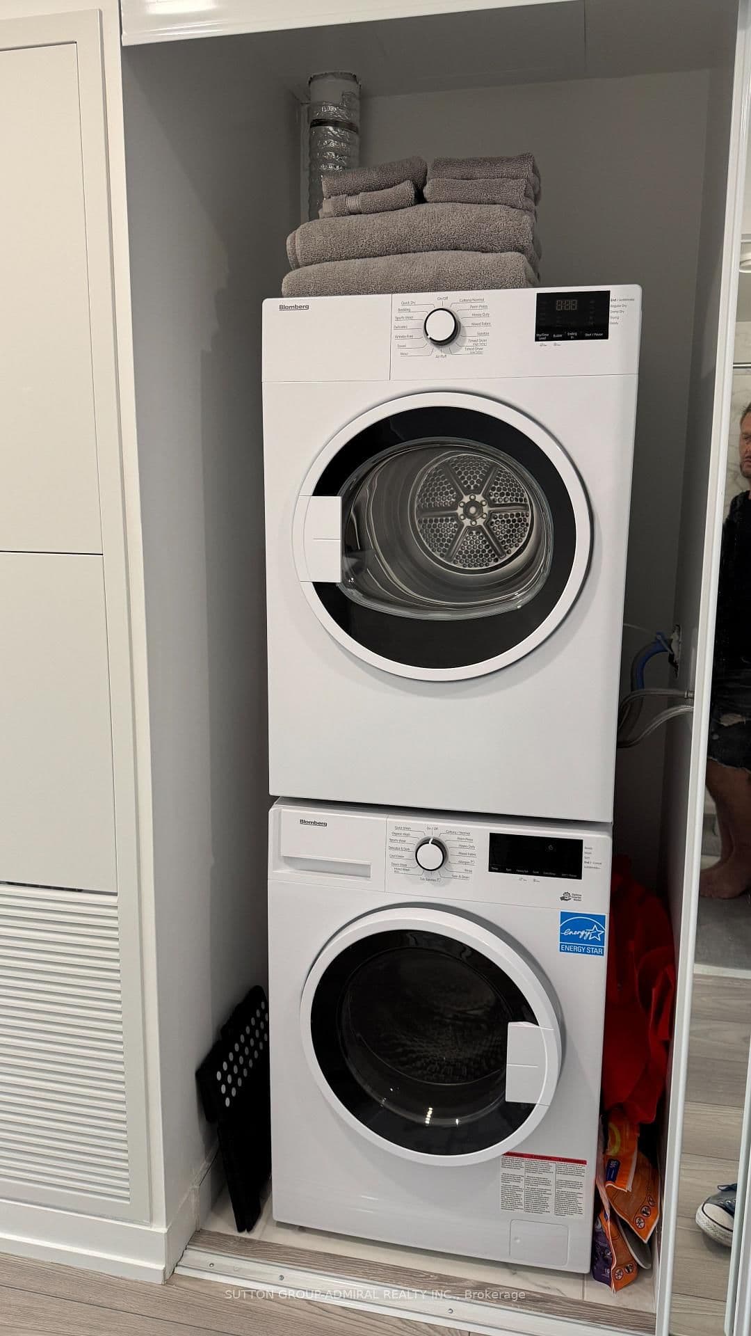82 Dalhousie Street, Unit 3711 thumbnail 9