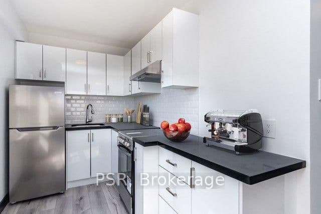 600 Eglinton Avenue W, Unit 501 thumbnail 4
