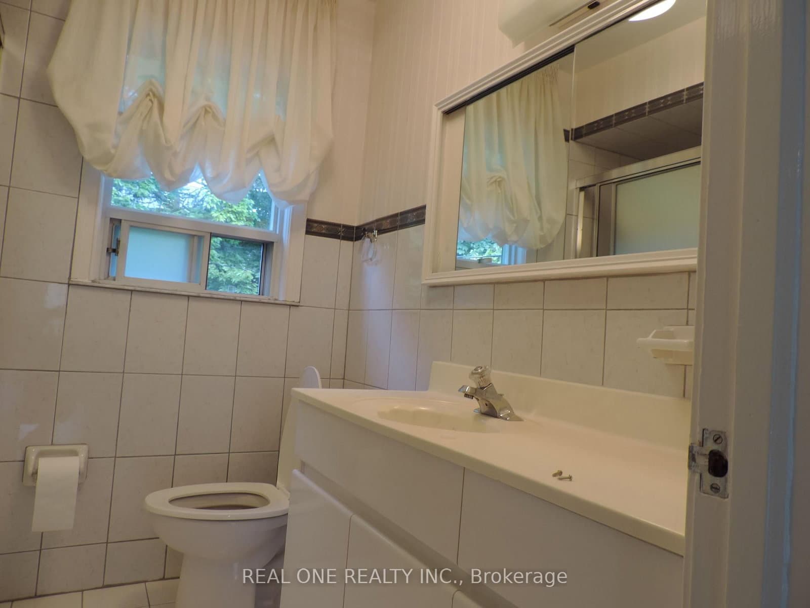 616 Briar Hill Avenue thumbnail 12