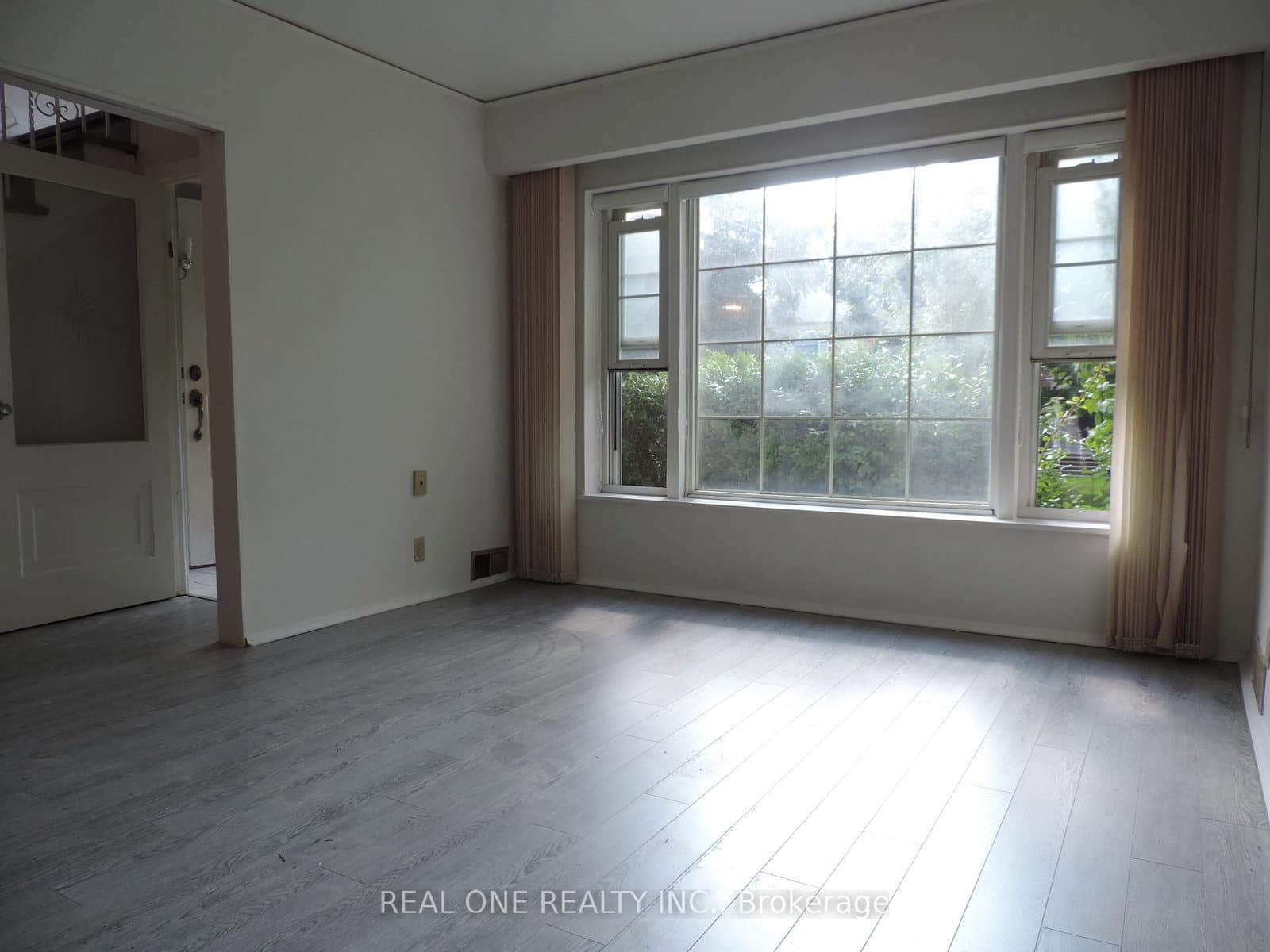616 Briar Hill Avenue thumbnail 6