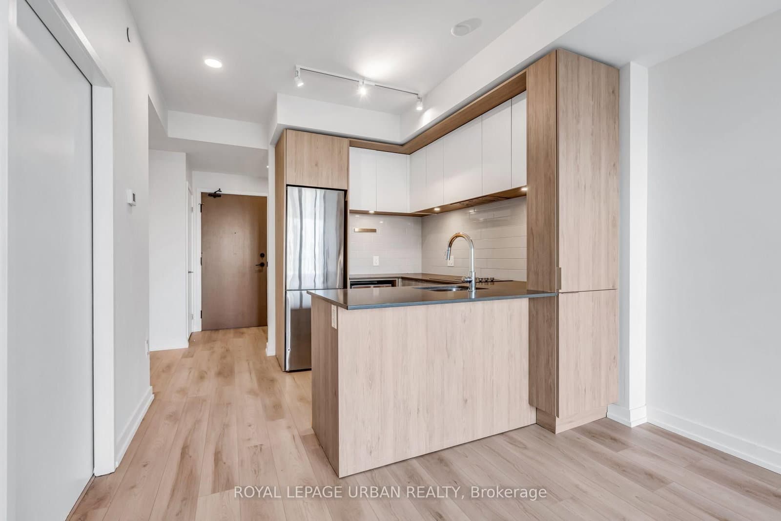 225 Sumach Street, Unit 607 thumbnail 14