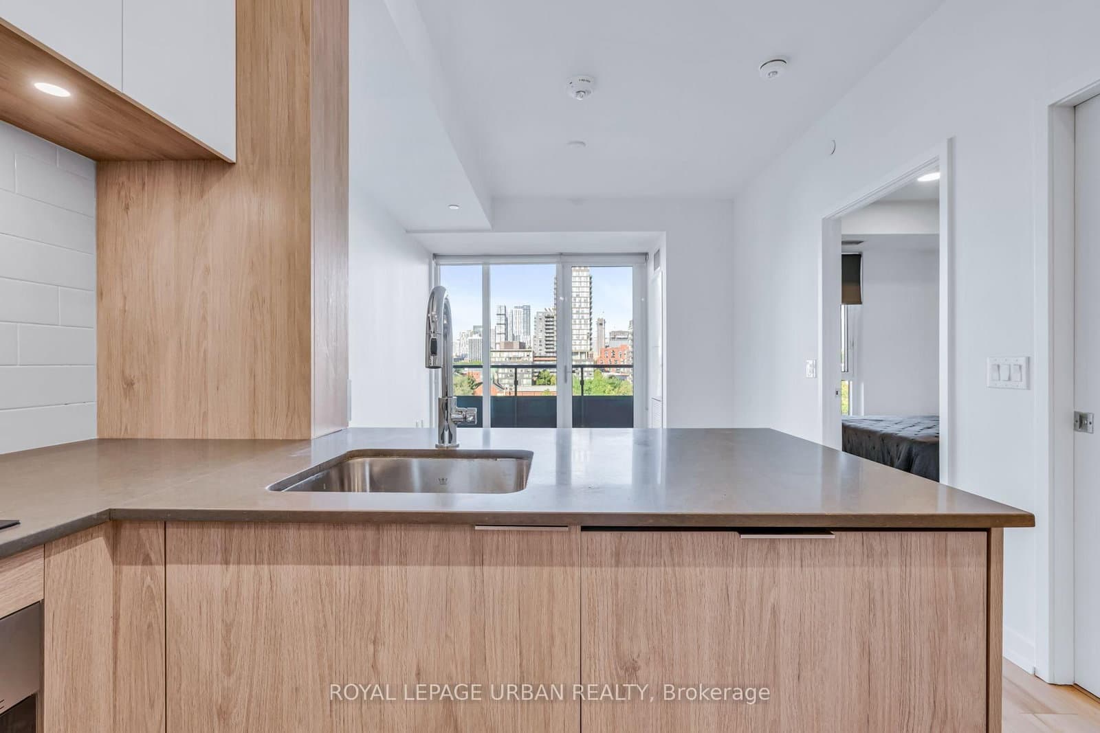 225 Sumach Street, Unit 607 thumbnail 18