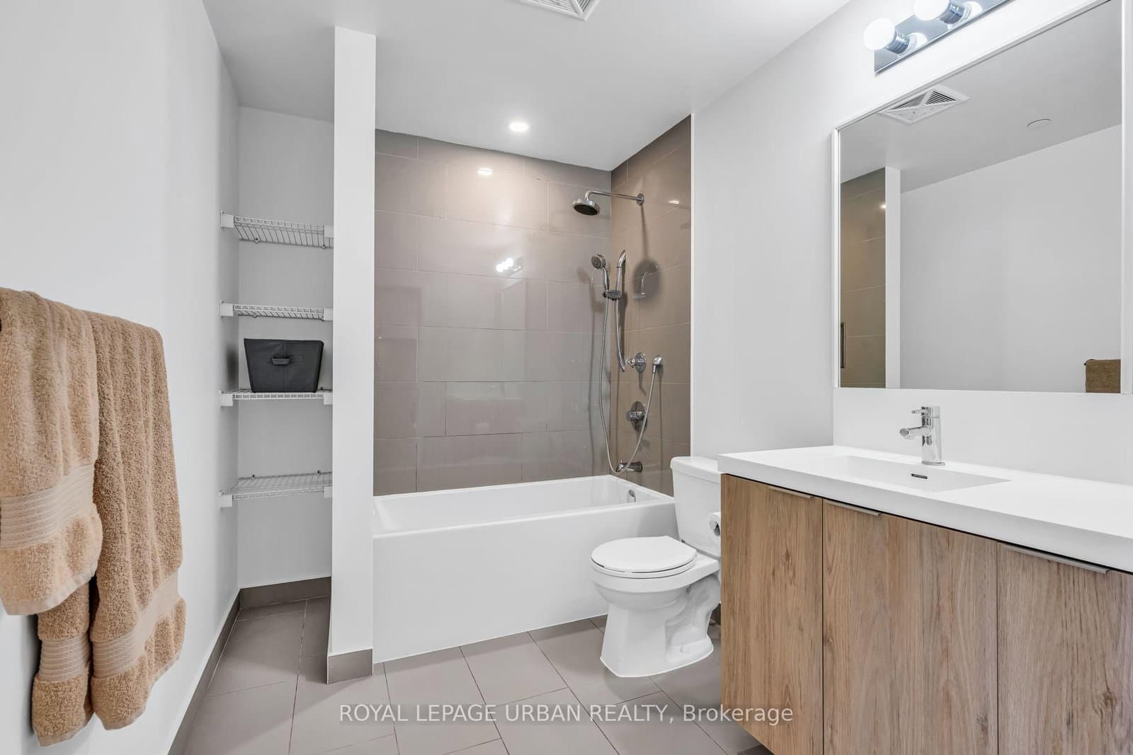 225 Sumach Street, Unit 607 thumbnail 22