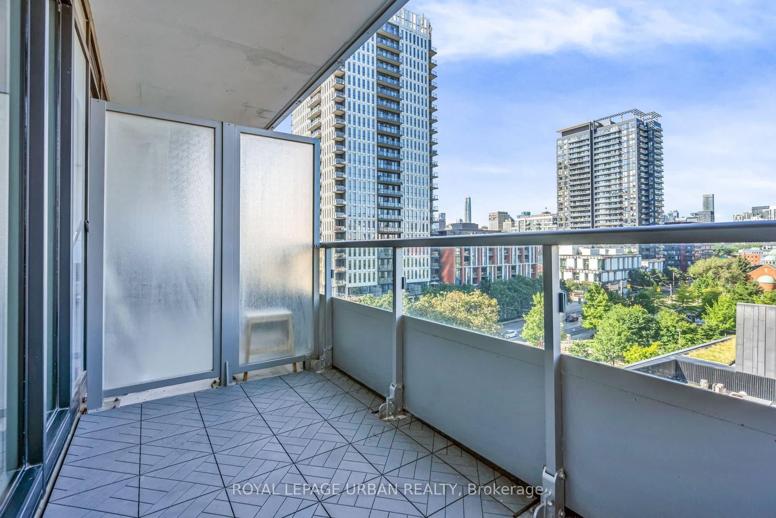 225 Sumach Street, Unit 607 thumbnail 23