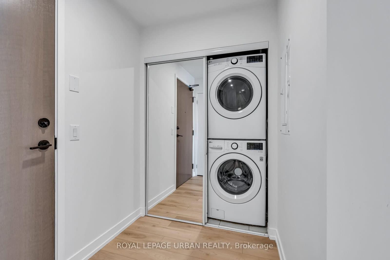 225 Sumach Street, Unit 607 thumbnail 28