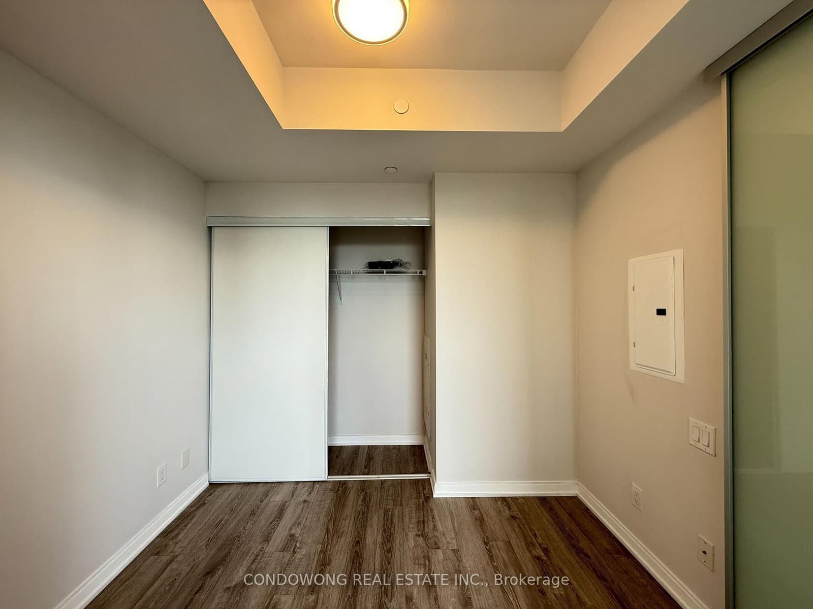 42 Charles Street E, Unit 2805 thumbnail 9