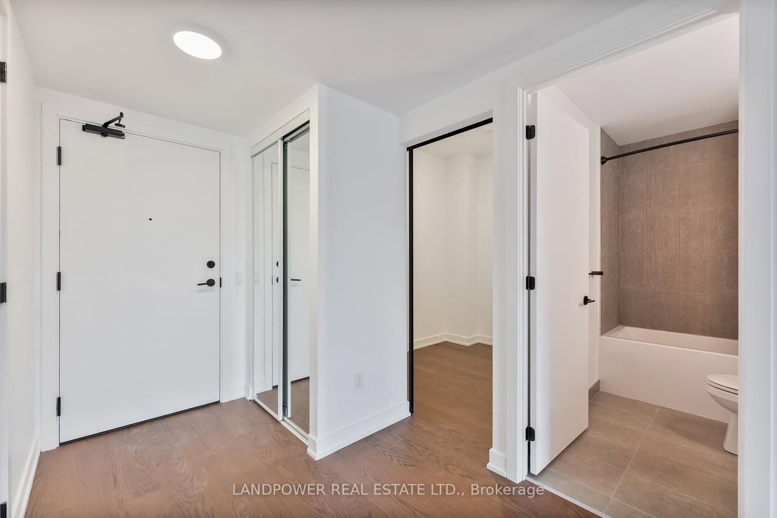 89 Montclair Avenue, Unit 1019 thumbnail 4