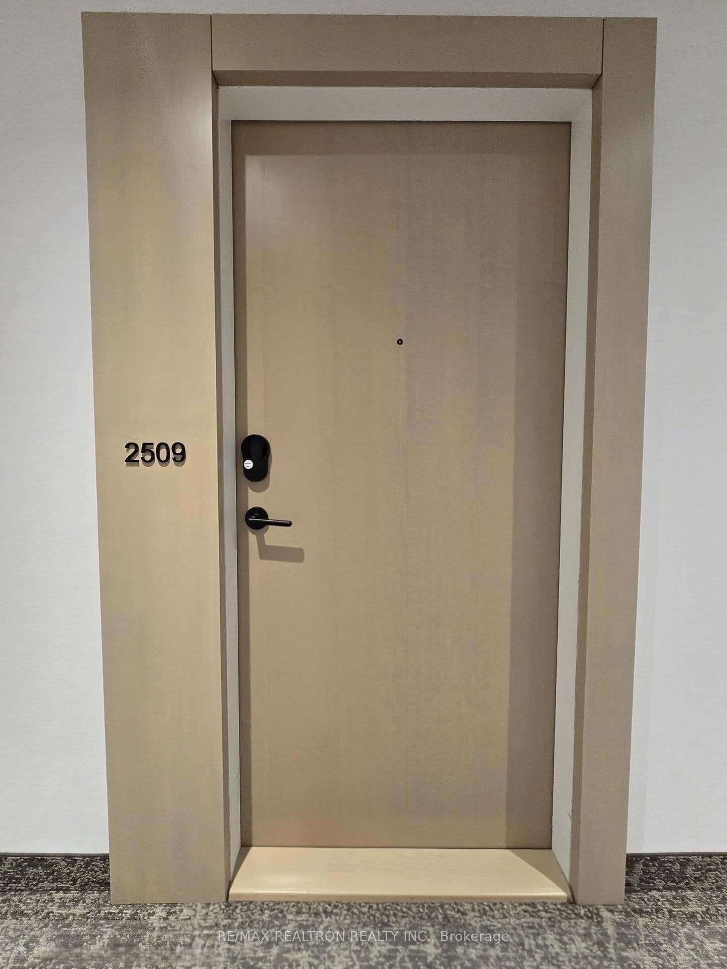 280 Dundas Street W, Unit 2509 thumbnail 20