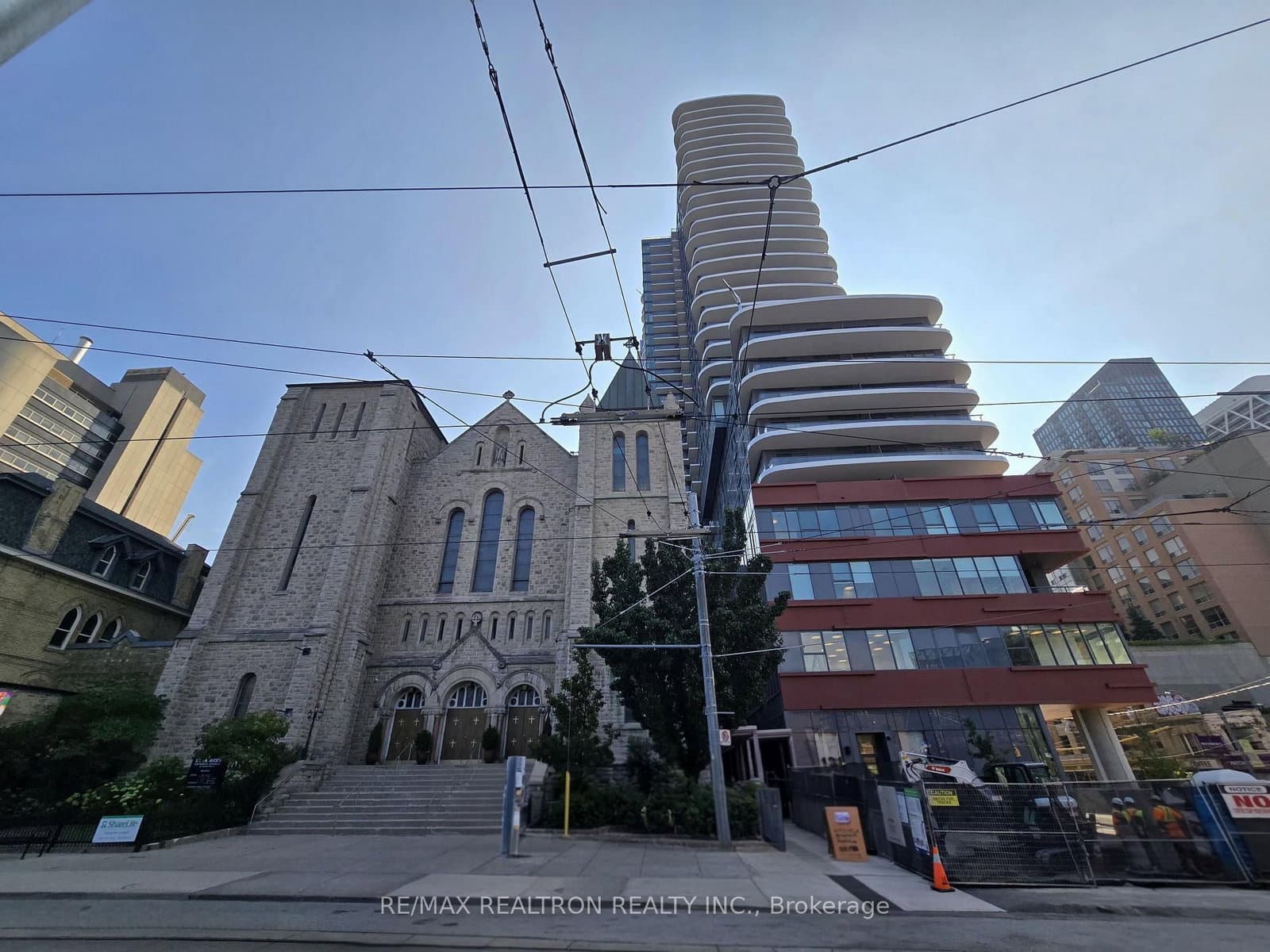 280 Dundas Street W, Unit 2509 thumbnail 33
