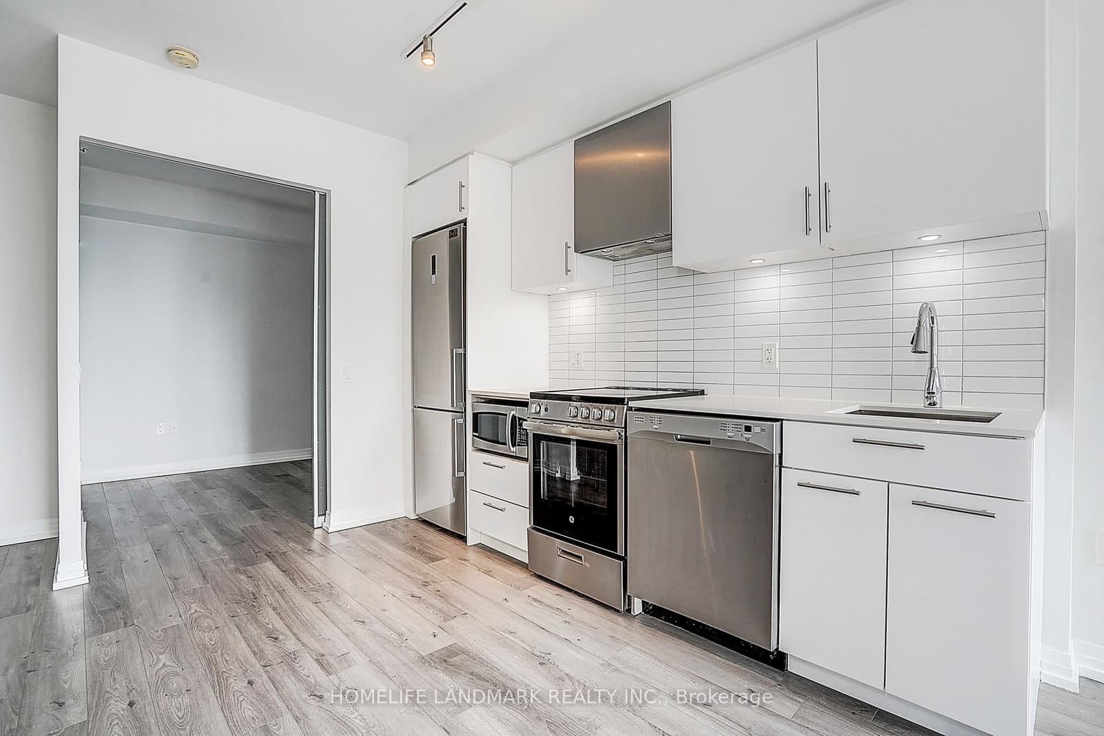 251 Jarvis Street, Unit 1718 thumbnail 23