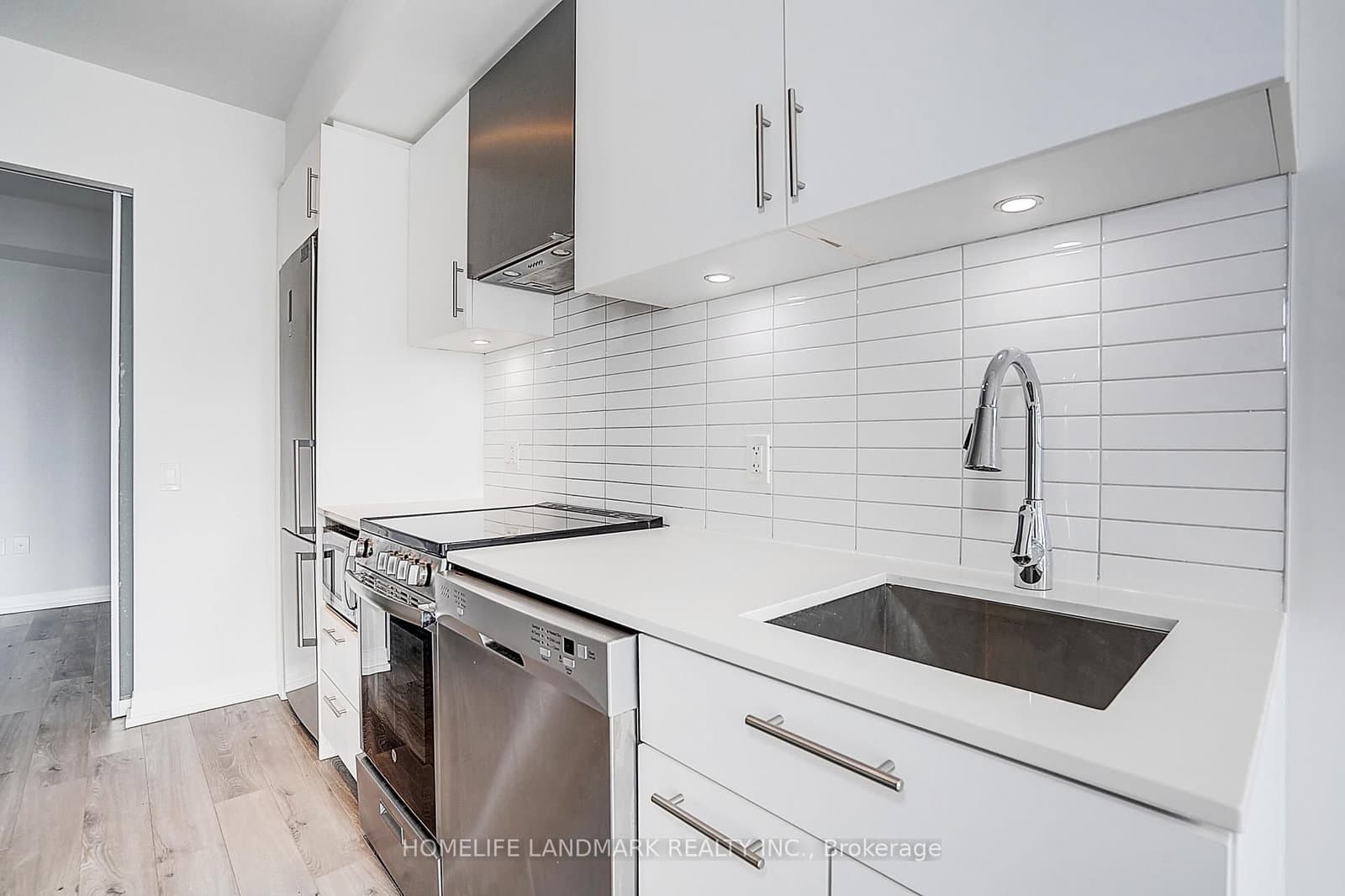 251 Jarvis Street, Unit 1718 thumbnail 24