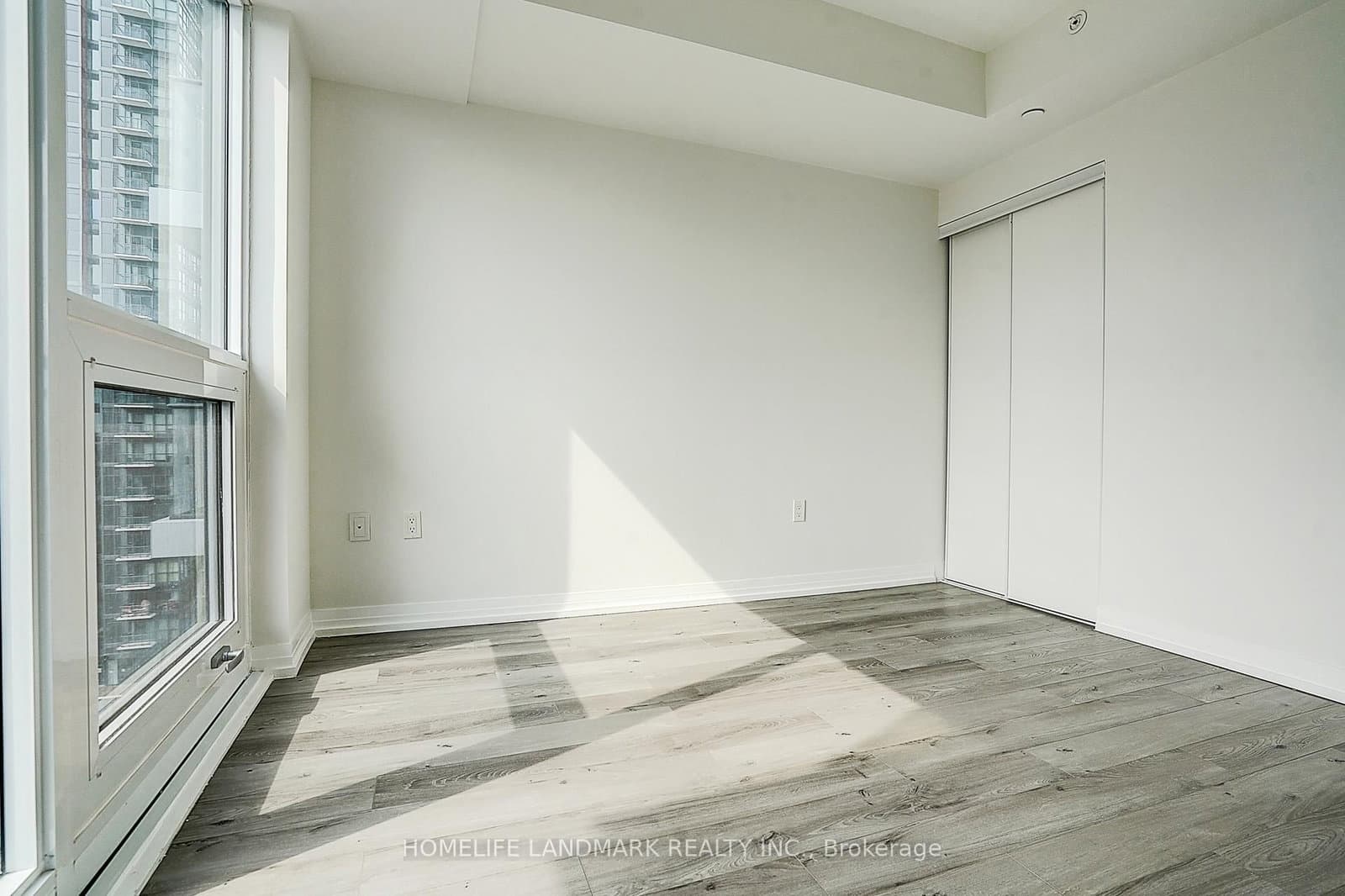 251 Jarvis Street, Unit 1718 thumbnail 37
