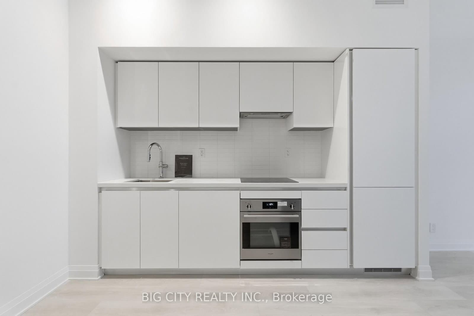25 Frederick Todd Way, Unit 201 thumbnail 6