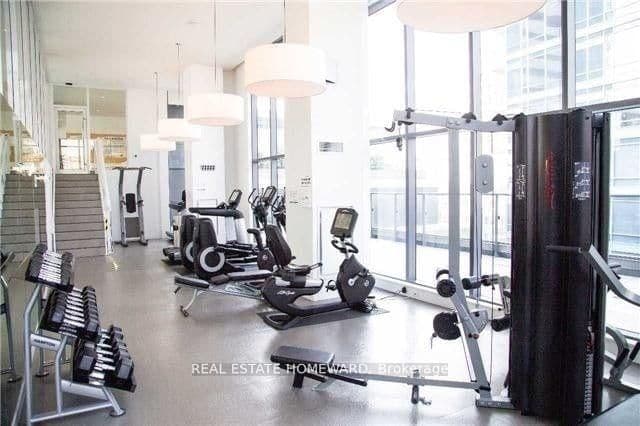 295 W Adelaide Street W, Unit 1803 thumbnail 11