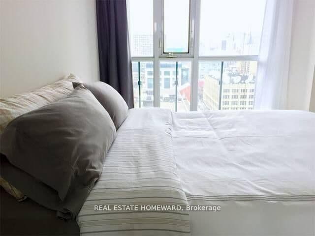 295 W Adelaide Street W, Unit 1803 thumbnail 6