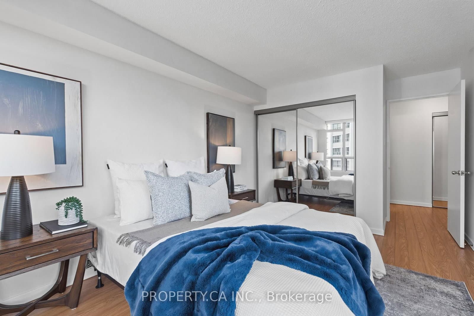 25 Maitland Street, Unit 601 thumbnail 13